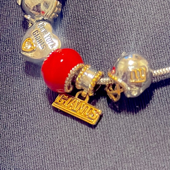 NYG New York Giants Football Fan 24k Gold and Sterling Silver charm bracelet - Picture 3 of 8